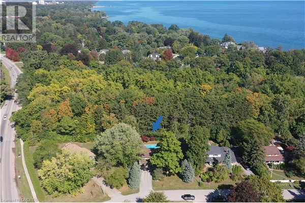 153 WOLFDALE Avenue, Oakville