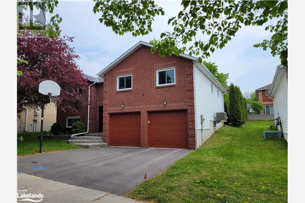 575 WAYNE Crescent, Midland