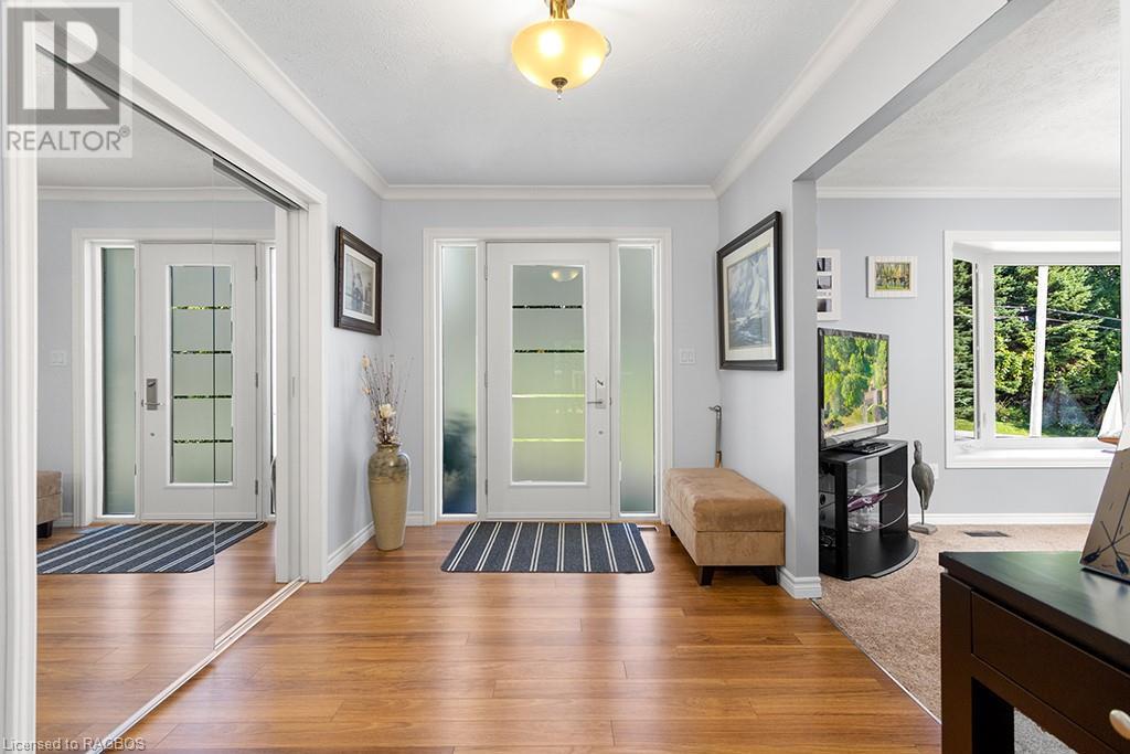 699 20TH Street W