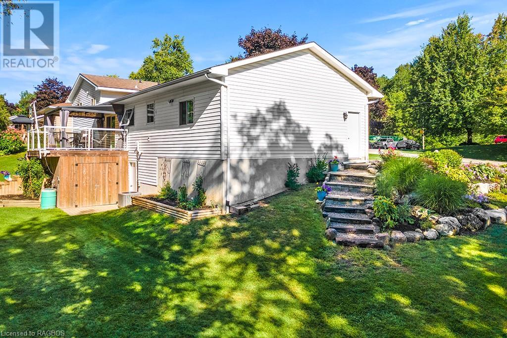 699 20TH Street W