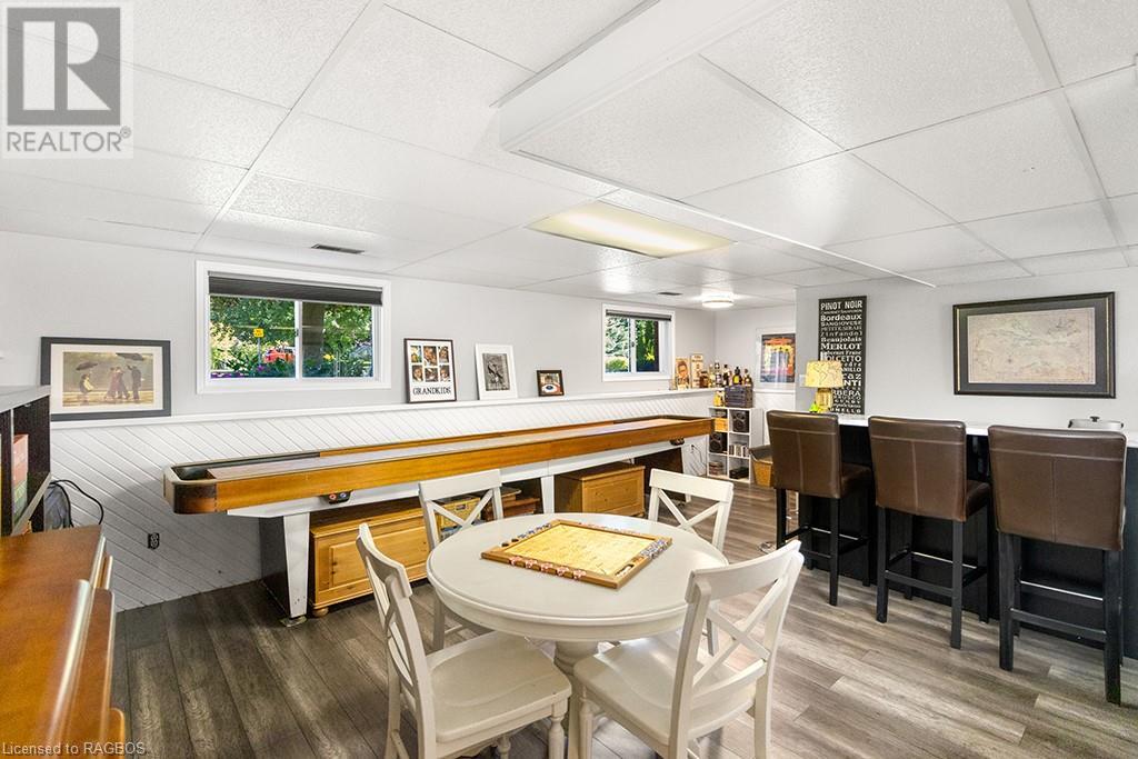 699 20TH Street W