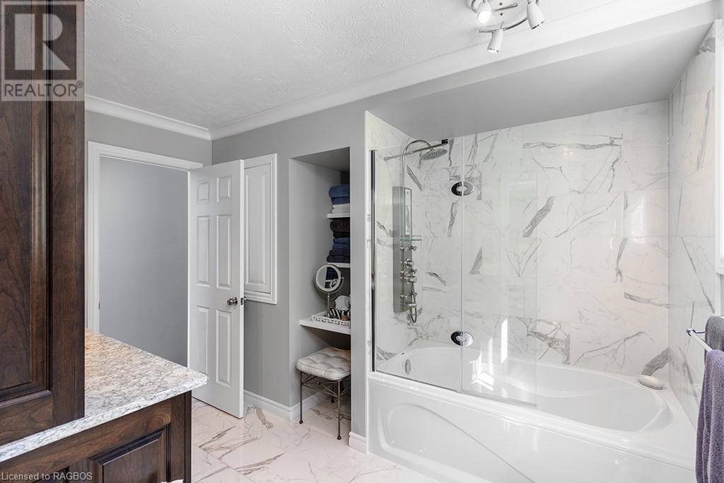 699 20TH Street W