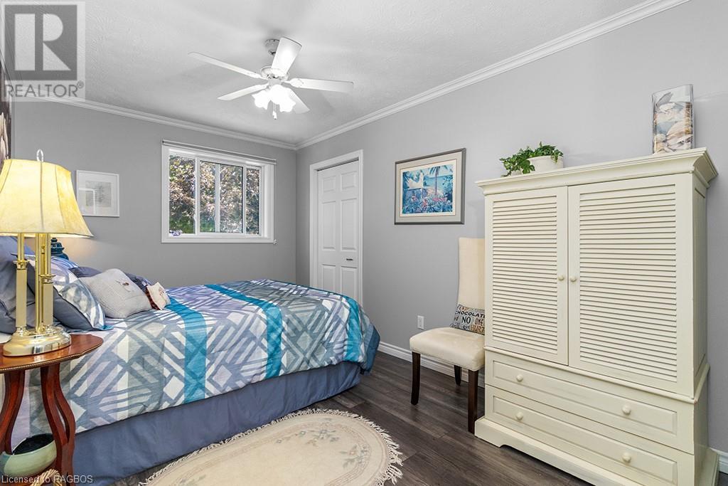 699 20TH Street W