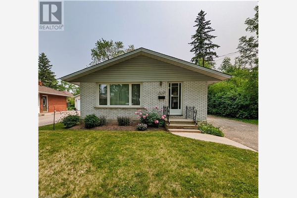 8346 KAUMEYER Street, Niagara Falls