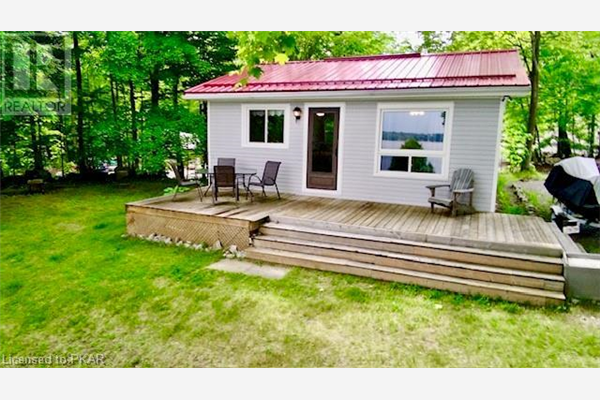 64 ROLLIES POINT Road, Curve Lake
