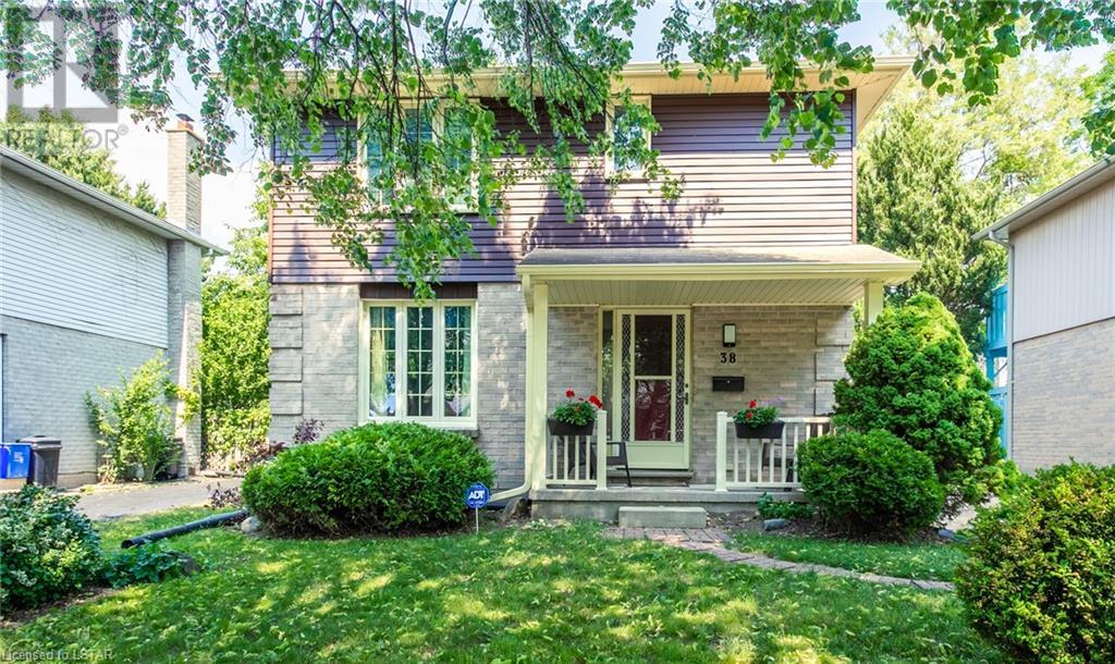 38 CONSTABLE Street