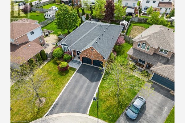 5 MOFFAT Court, Brantford