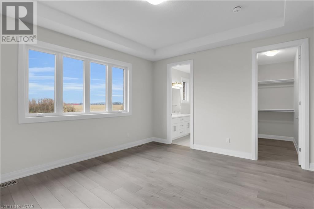 Listing 40433240 - Large Photo # 24