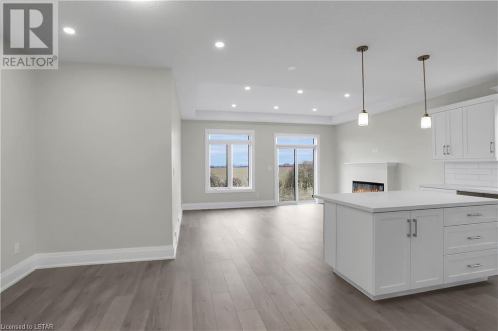 Listing 40433240 - Large Photo # 8