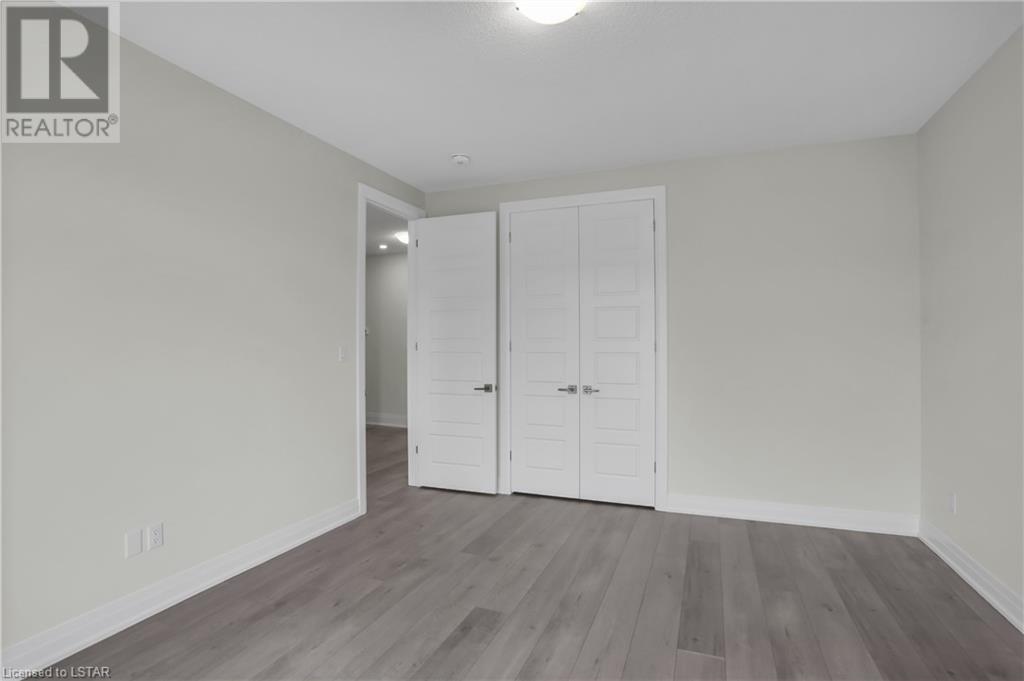 Listing 40433240 - Large Photo # 7