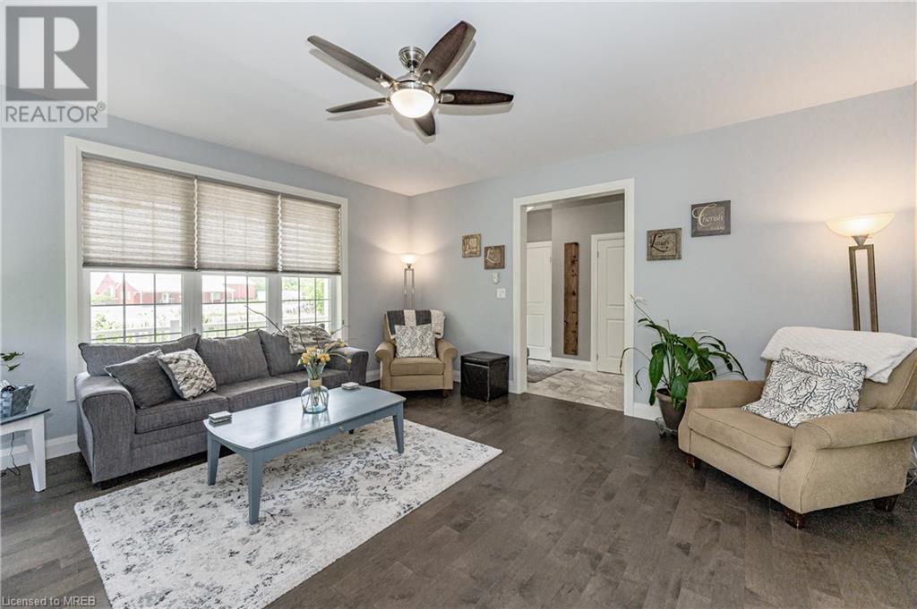 Listing 40433304 - Large Photo # 4