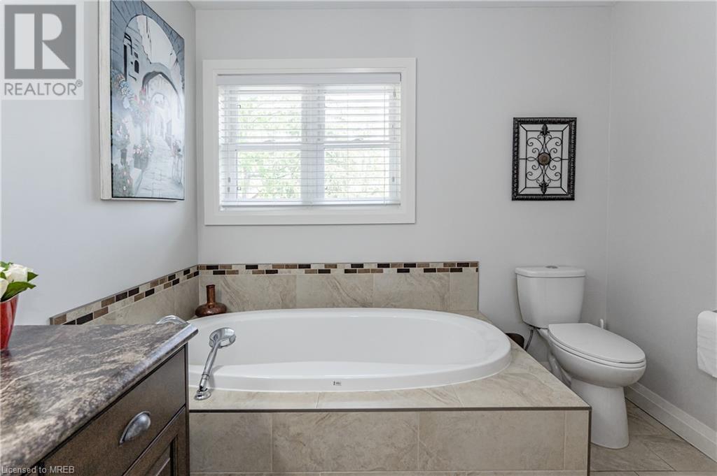 Listing 40433304 - Large Photo # 18