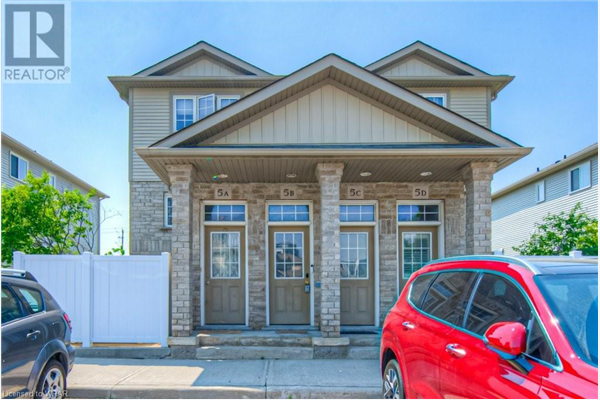 240 WESTMEADOW Drive Unit# B5, Kitchener