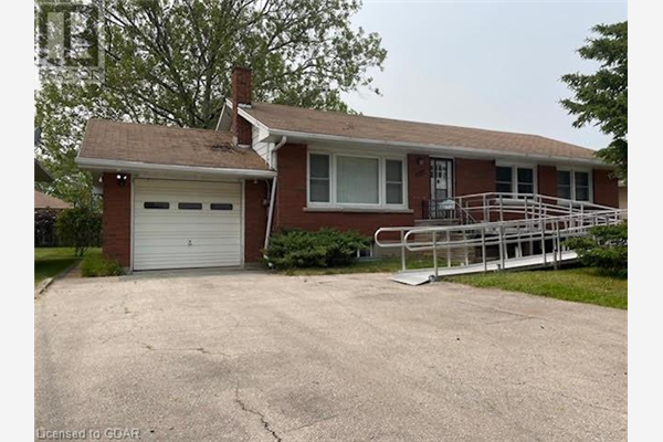 14 REDWOOD Avenue, St. Catharines