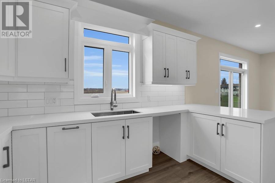 Listing 40434212 - Large Photo # 18