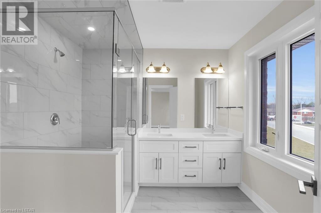 Listing 40434212 - Large Photo # 44