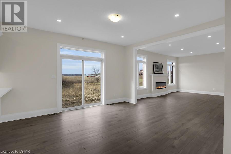 Listing 40434212 - Large Photo # 12