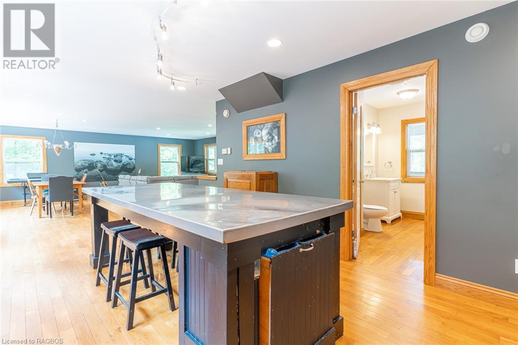 Listing 40434789 - Large Photo # 15