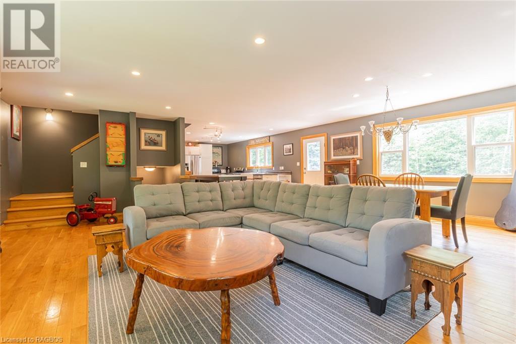 Listing 40434789 - Large Photo # 19