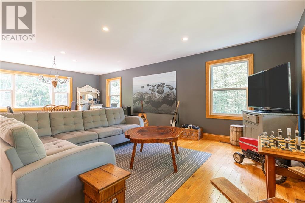 Listing 40434789 - Large Photo # 8