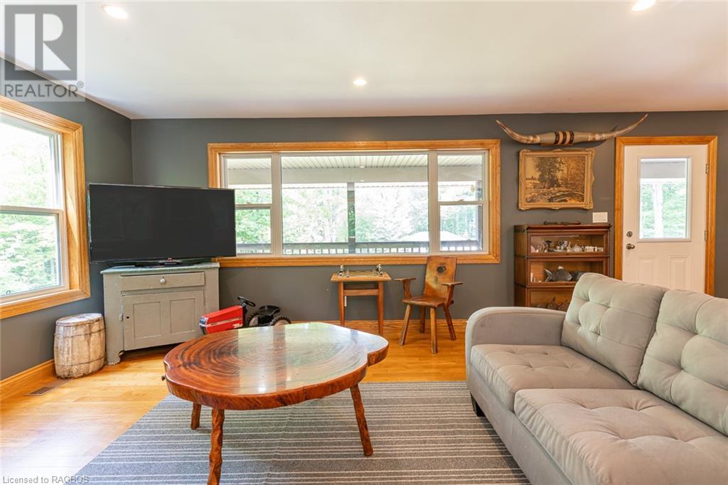 Listing 40434789 - Large Photo # 7