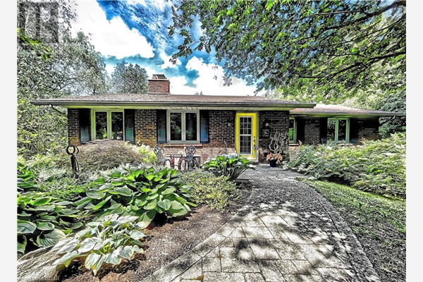 550 SOUTH RIVER Road, Elora