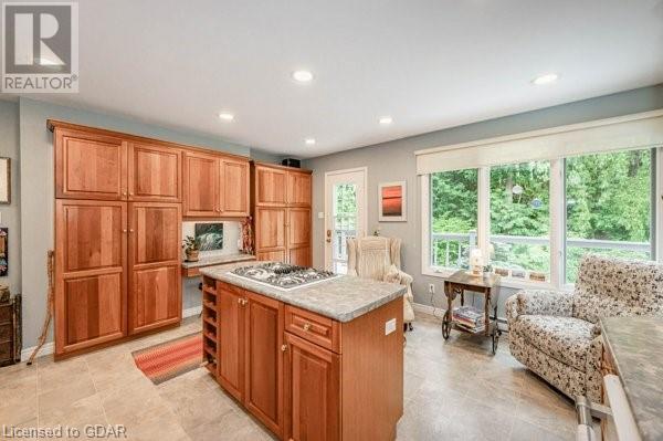 550 SOUTH RIVER Road