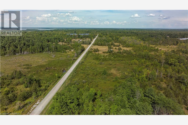B-1 HUNT Road, Stone Mills