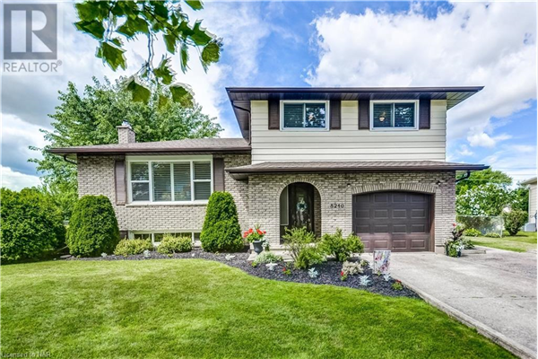 8240 MCGOWAN Court, Niagara Falls