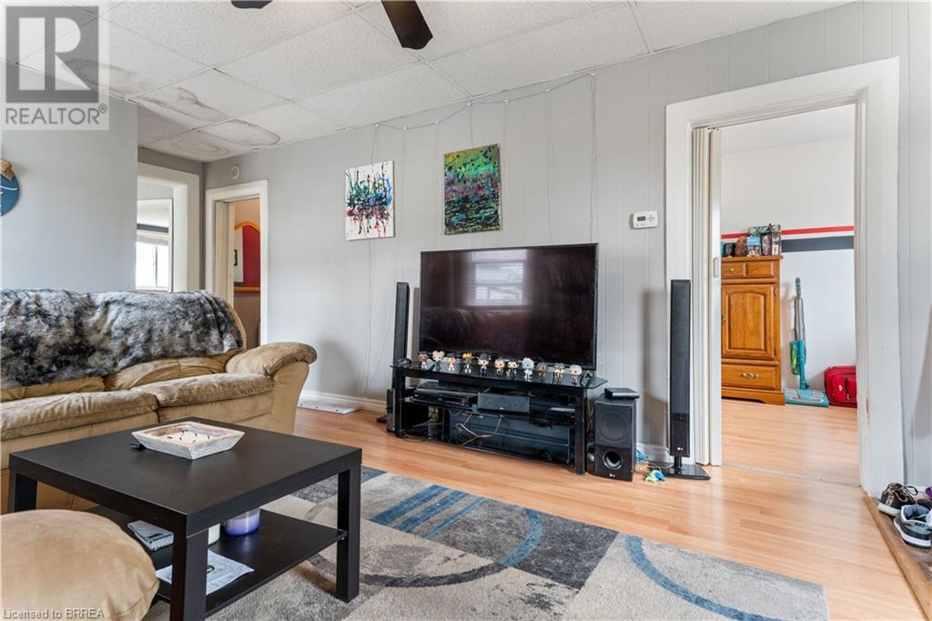 Listing 40437673 - Large Photo # 4