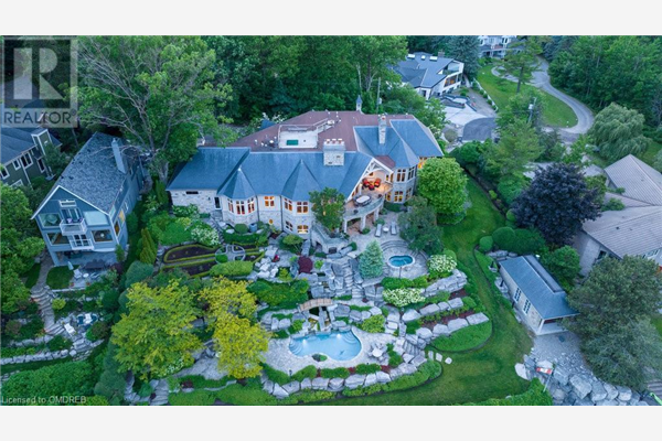 872 WHITTIER Crescent, Mississauga