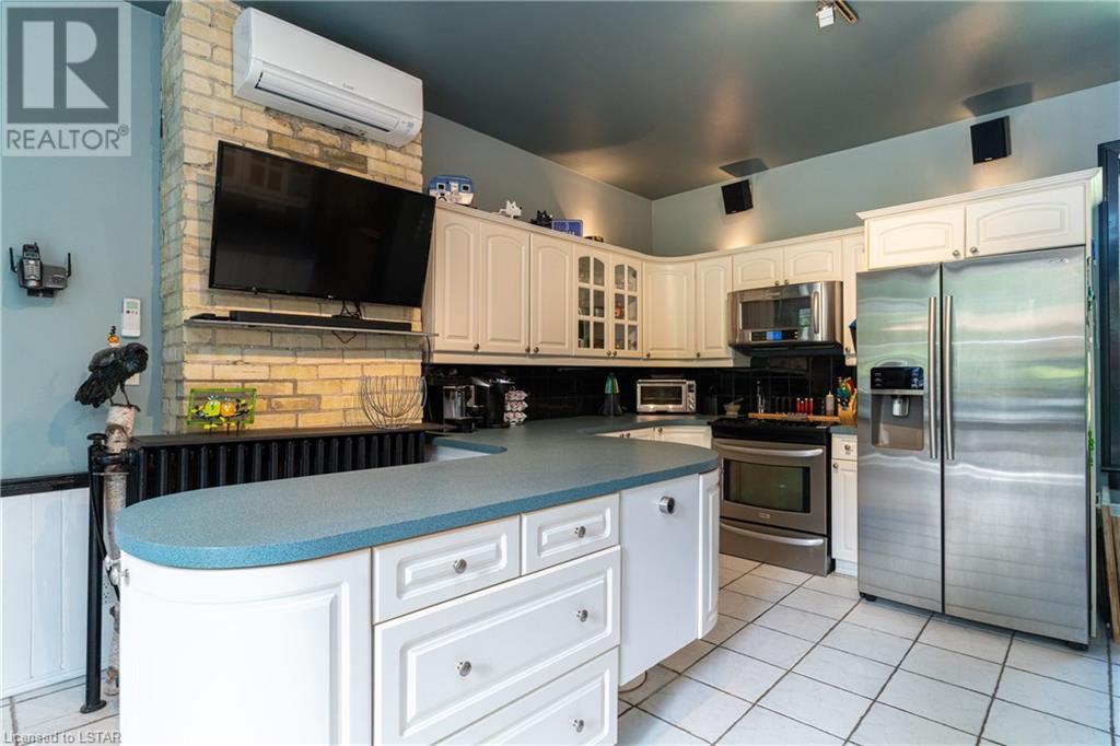 Listing 40437857 - Large Photo # 13