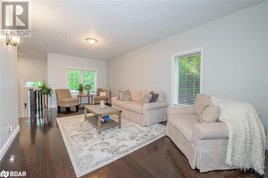 Listing 40438006 - Large Photo # 3