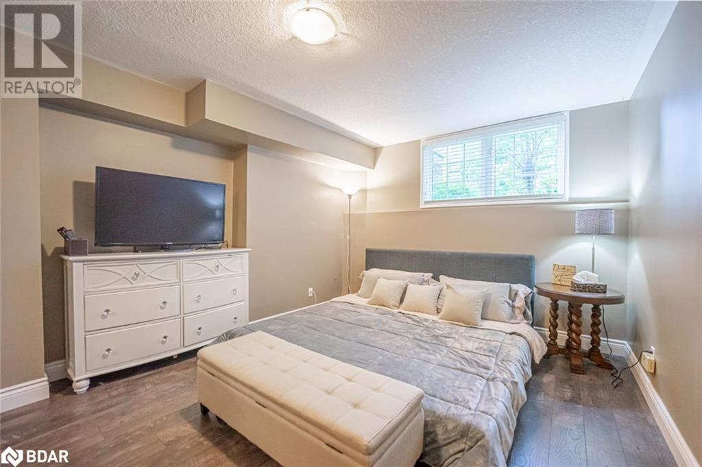 Listing 40438006 - Large Photo # 13