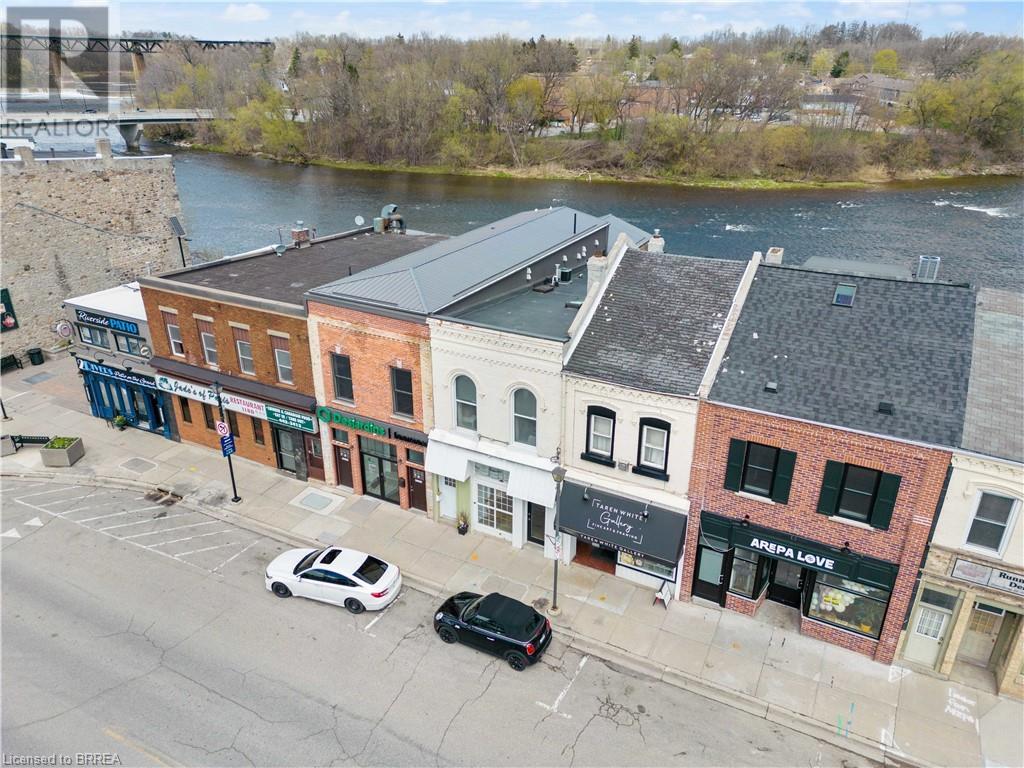 15-17 GRAND RIVER Street N