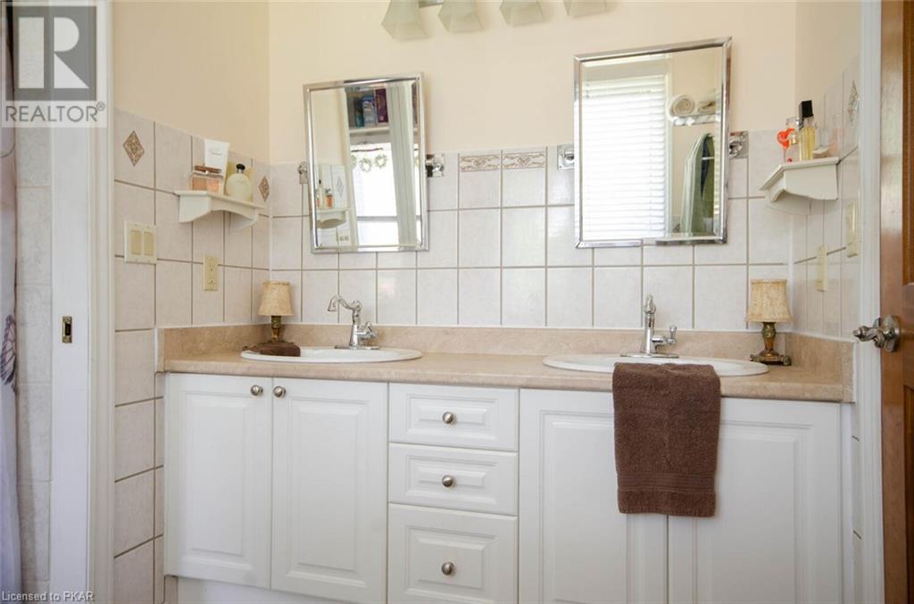 Listing 40440350 - Large Photo # 12
