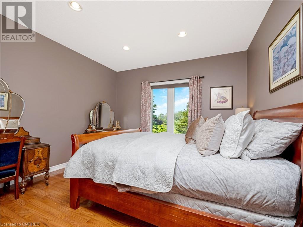 Listing 40440886 - Large Photo # 16