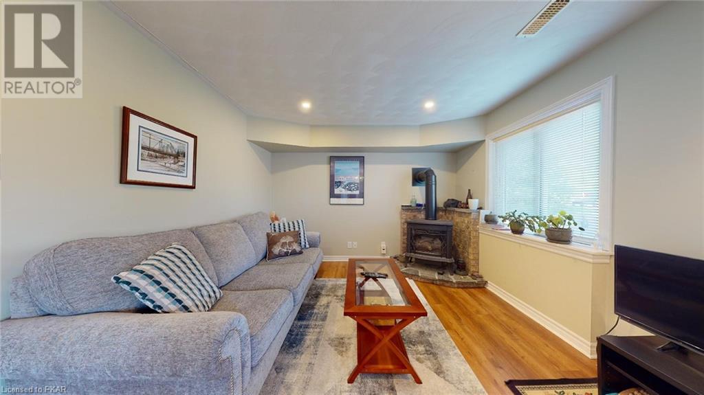 Listing 40440993 - Large Photo # 29