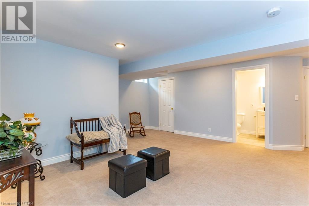 Listing 40441111 - Large Photo # 30