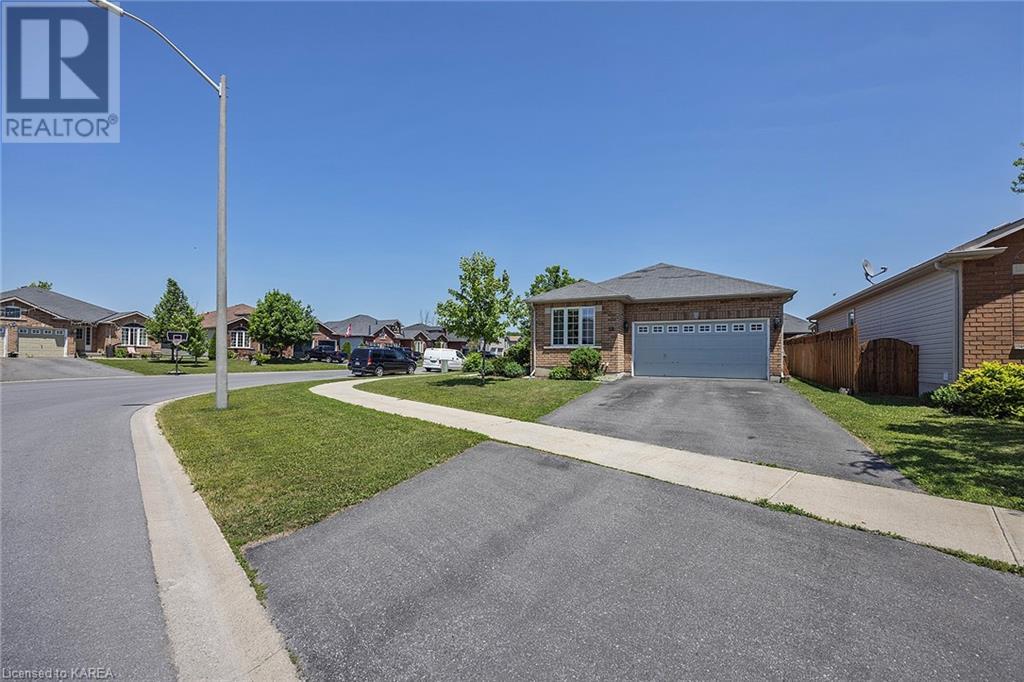 12 KANVERS Way
