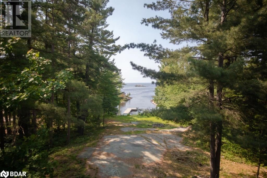 95 HINCHBERGER BAY Road