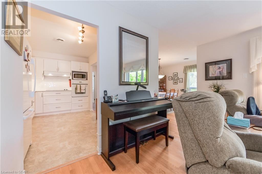 Listing 40442740 - Large Photo # 17