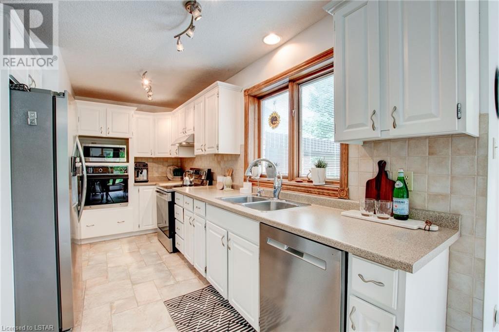Listing 40443660 - Large Photo # 10