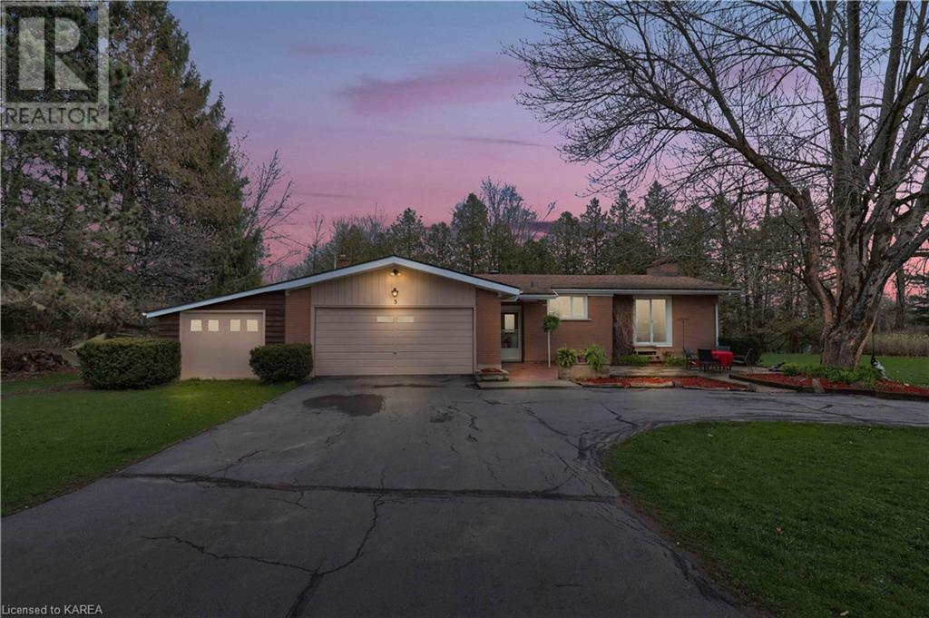3 HELENA Place