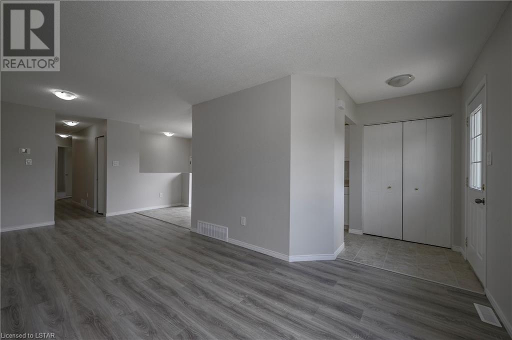 Listing 40444564 - Large Photo # 19