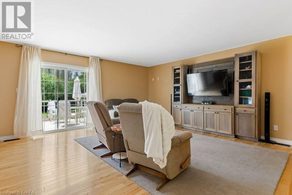 Listing 40444844 - Large Photo # 4