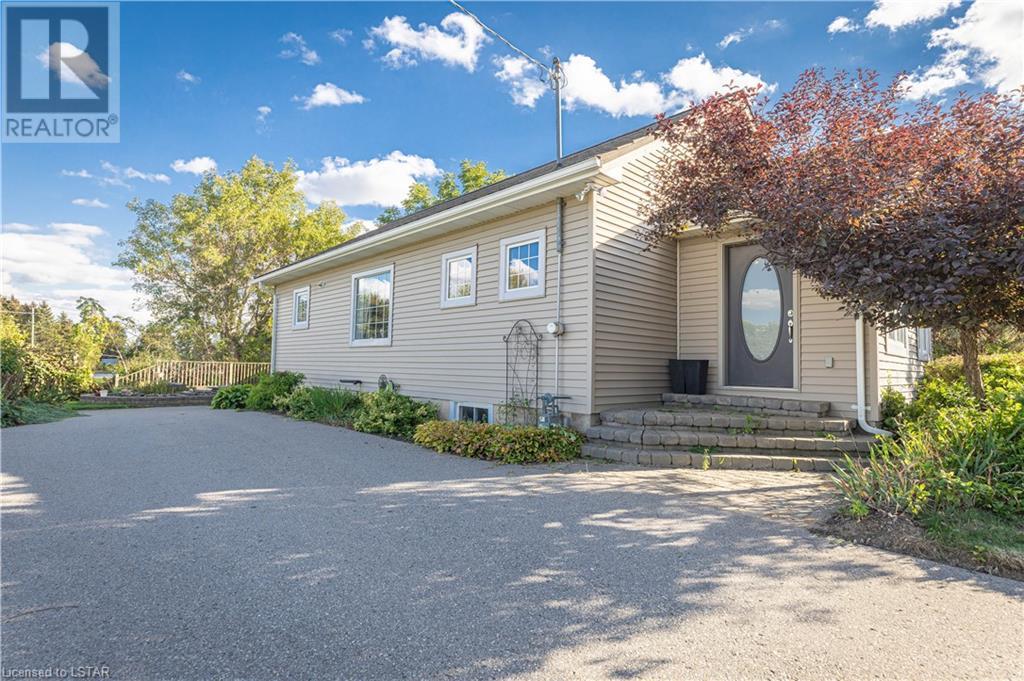 Listing 40445206 - Large Photo # 2
