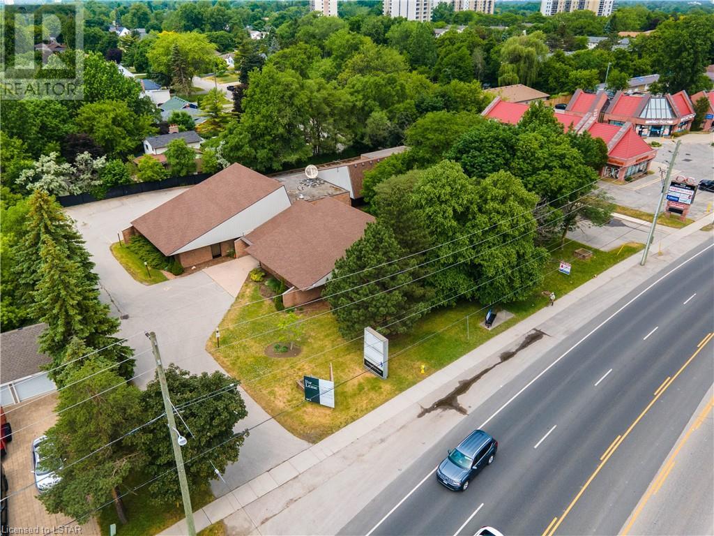 743 WELLINGTON Road
