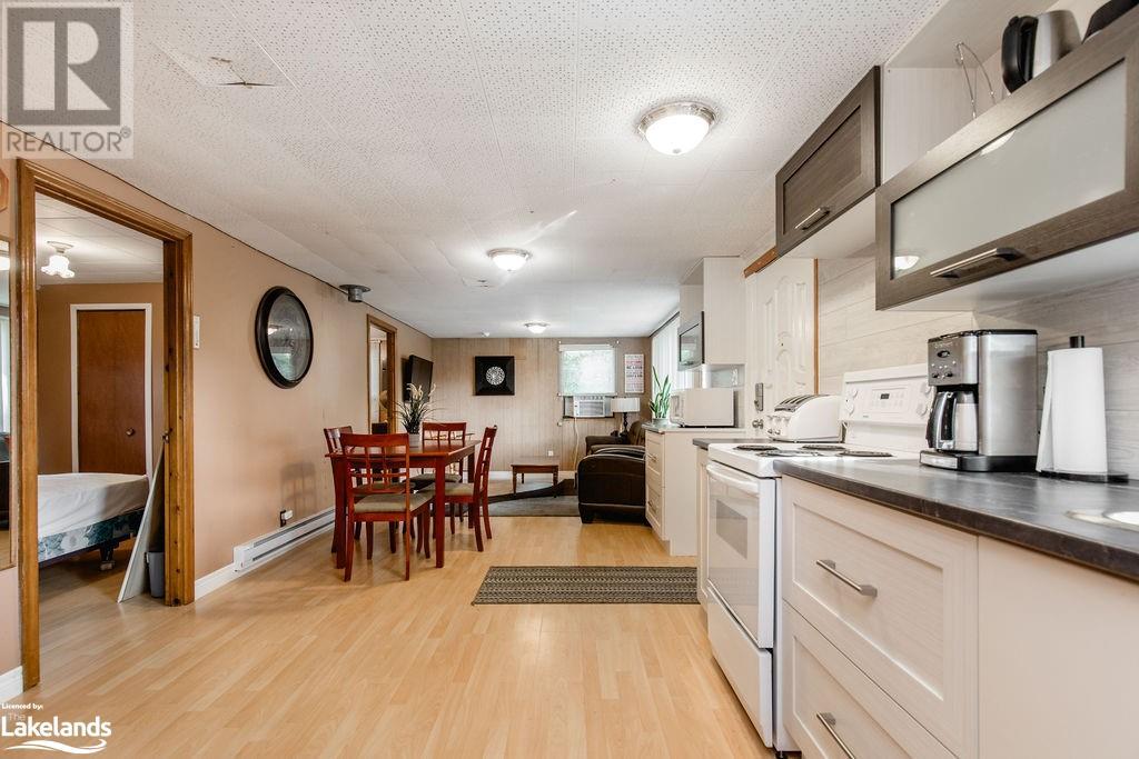 Listing 40445593 - Large Photo # 7