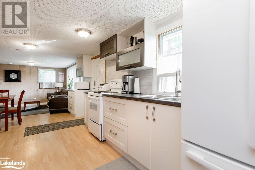 Listing 40445593 - Large Photo # 6